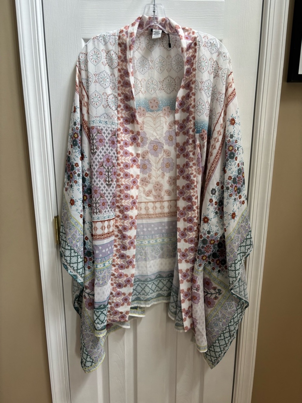 Rachael Zoe One Size Lightweight Floral Patchwork Kimono, NWOT